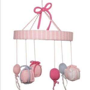 NIB TBBC Put a Bow on it mobile